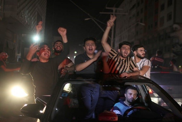     مردم فلسطین پیروزی مقاومت را جشن گرفتند 