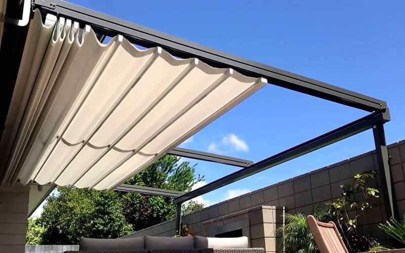 10 benefits of using an electric awning