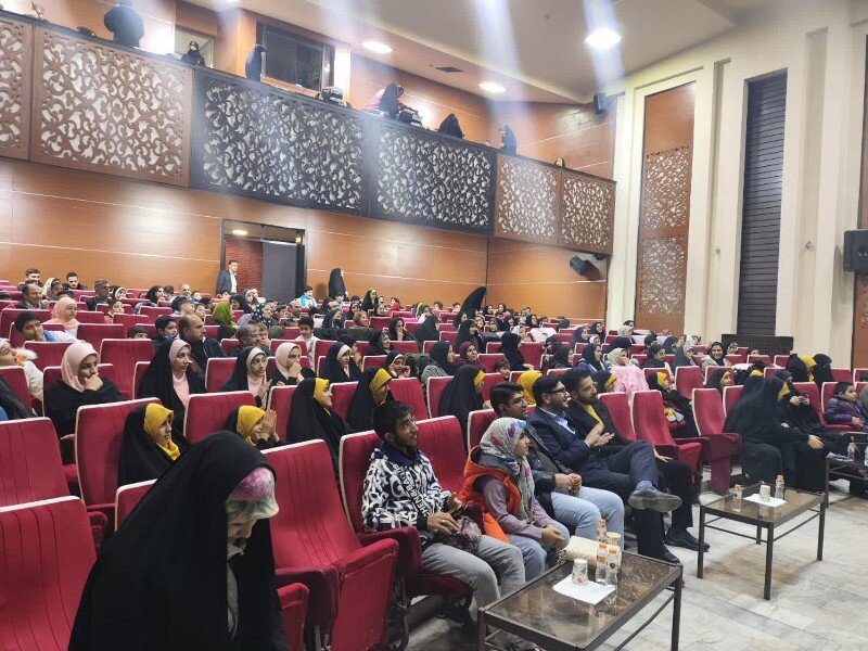 مسابقه «عصر جدید محلات» در کرمانشاه برگزار شد 