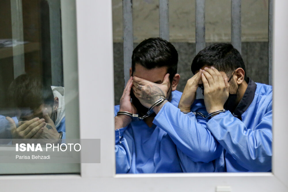 بازداشت ۲ زورگیر مامورنما در شرق تهران