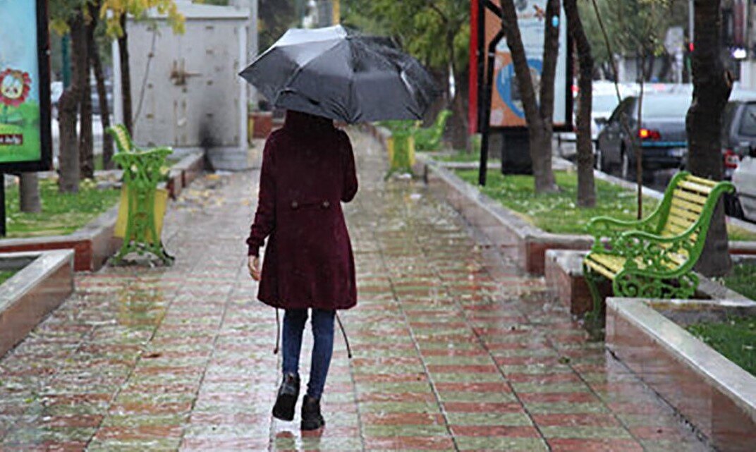 پیش بینی هواشناسی برای روزهای آینده/ کاهش محسوس دما در کشور؛ این هفته در کدام استان ها برف و باران می بارد؟