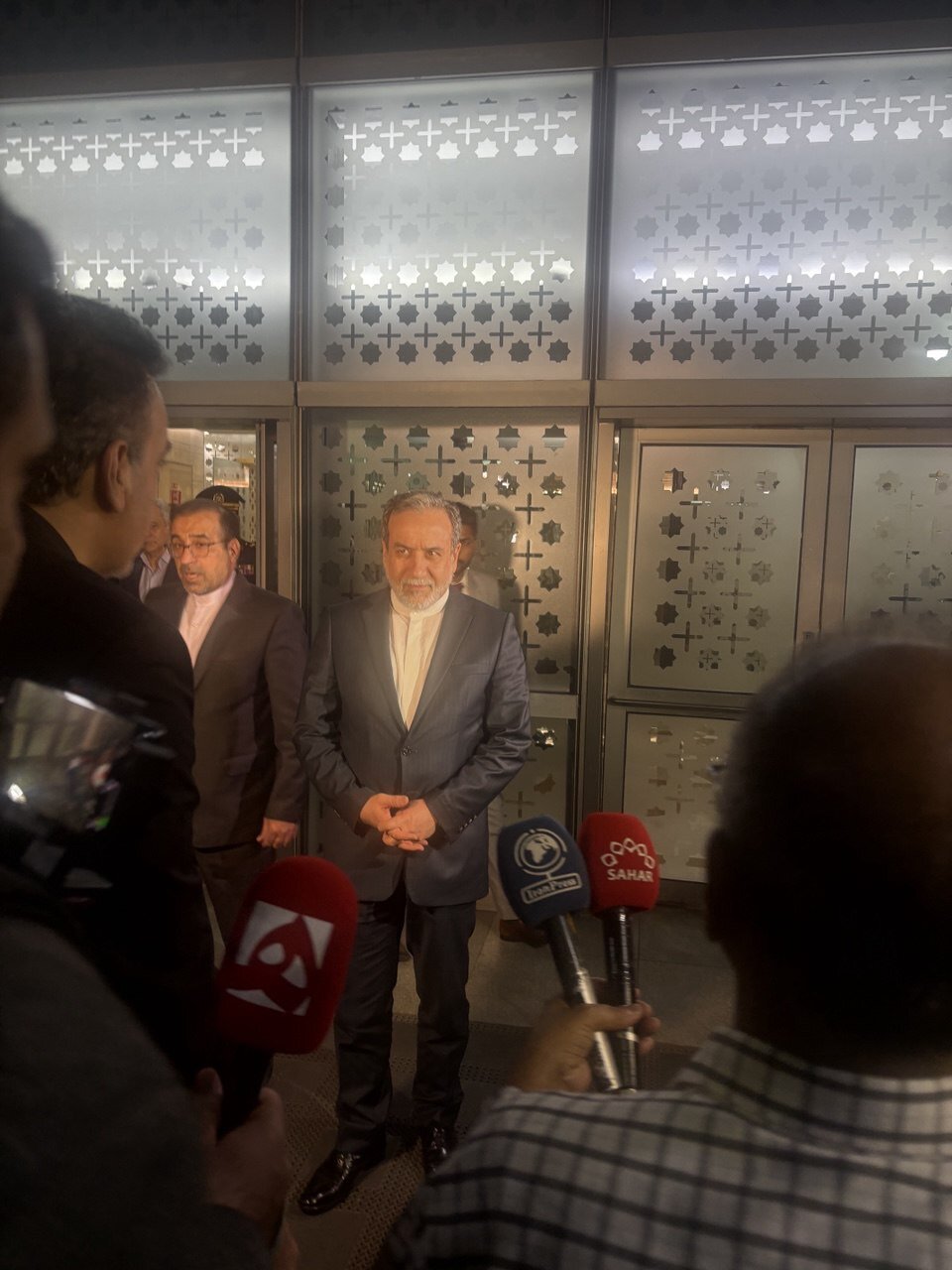 عراقچی: هند و پاکستان با خویشتنداری مانع از تشدید تنش در منطقه شوند/ منطقه نیازمند آرامش است