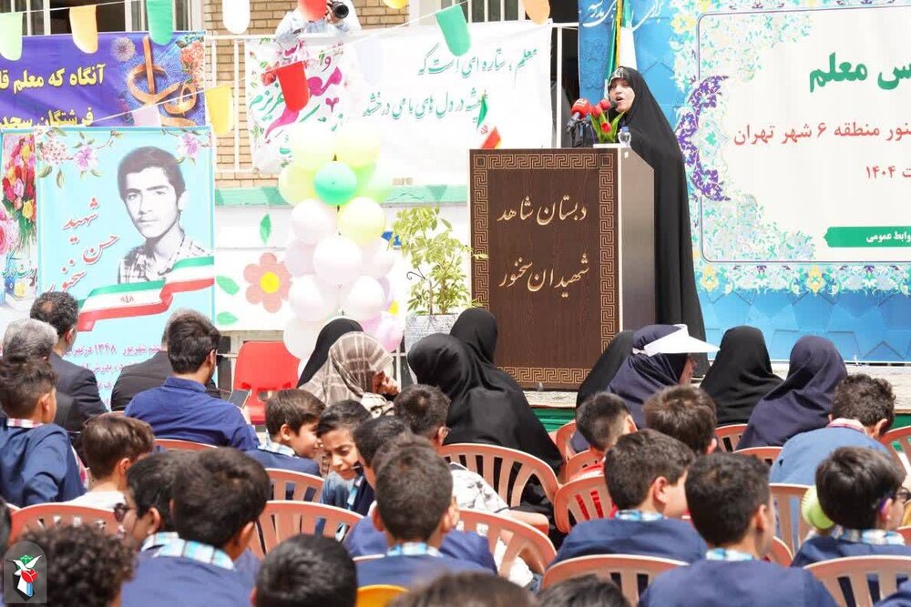 آشنایی دانش آموزان با سبک زندگی شهدا ضرورت دارد